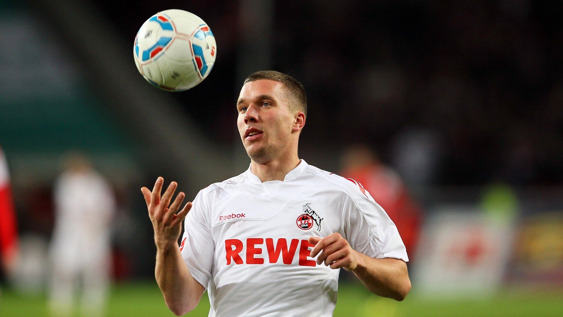 东道主法国首战告捷,2-0击败澳大利亚,法国澳大利亚战绩